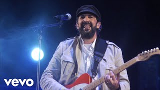 Juan Luis Guerra  La Calle Live ft Juanes [upl. by Ysnat609]