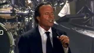 Julio Iglesias  Se Mi Lasci Non Vale Live in Italy 2001 [upl. by Alleira20]